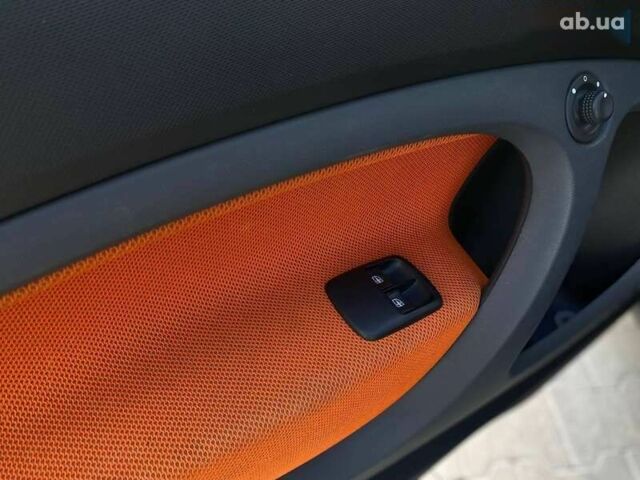 Смарт Fortwo, об'ємом двигуна 1 л та пробігом 61 тис. км за 9490 $, фото 21 на Automoto.ua