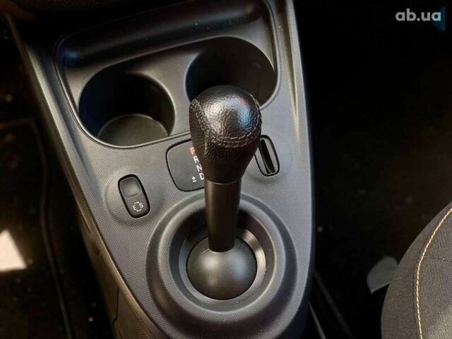 Смарт Форту, объемом двигателя 1 л и пробегом 61 тыс. км за 10490 $, фото 21 на Automoto.ua