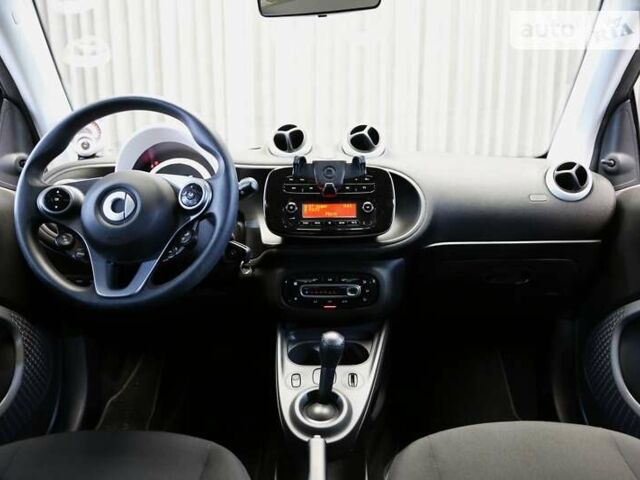 Смарт Fortwo, об'ємом двигуна 0 л та пробігом 8 тис. км за 10600 $, фото 10 на Automoto.ua