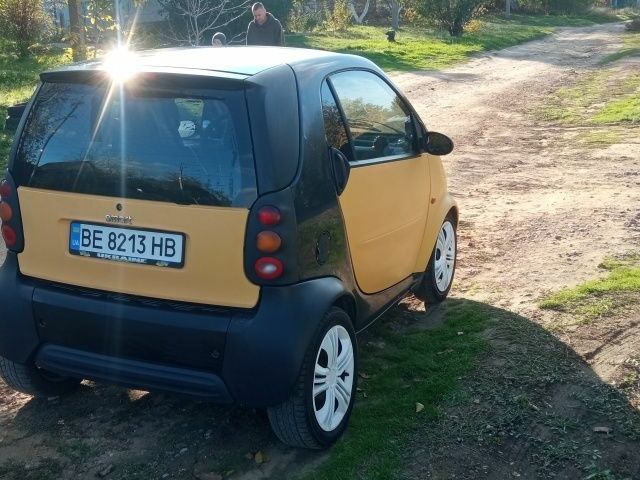 Смарт Fortwo 1999 у Новой Одессе на Automoto.ua Жовтий Смарт Fortwo, об'ємом двигуна 0.6 л та пробігом 200 тис. км за 2450 $, фото 3 на Automoto.ua