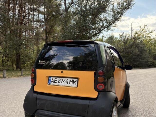 Желтый Смарт Форту, объемом двигателя 0.6 л и пробегом 190 тыс. км за 2200 $, фото 3 на Automoto.ua