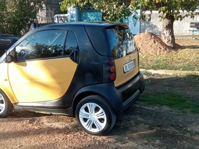 Смарт Fortwo 1999 у Новой Одессе на Automoto.ua Жовтий Смарт Fortwo, об'ємом двигуна 0.6 л та пробігом 200 тис. км за 2450 $, фото 2 на Automoto.ua