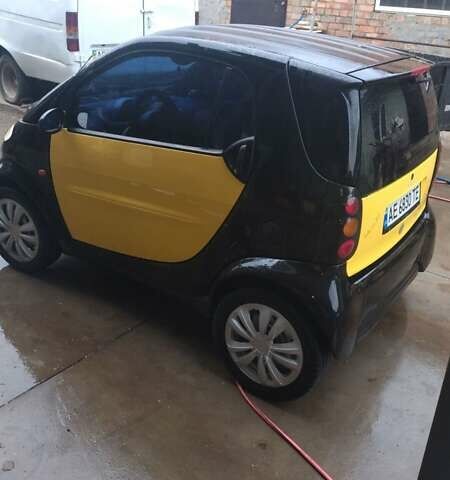 Жовтий Смарт Fortwo, об'ємом двигуна 0.6 л та пробігом 170 тис. км за 2800 $, фото 5 на Automoto.ua