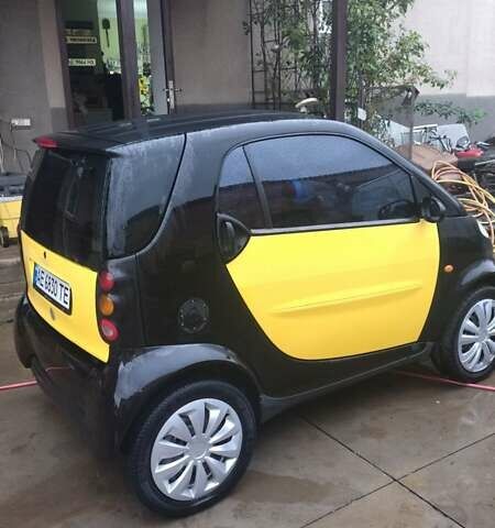 Жовтий Смарт Fortwo, об'ємом двигуна 0.6 л та пробігом 170 тис. км за 2800 $, фото 8 на Automoto.ua