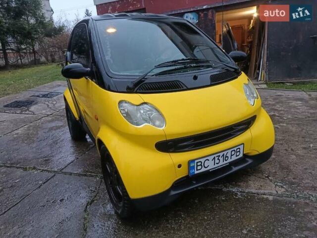 Жовтий Смарт Fortwo, об'ємом двигуна 0.7 л та пробігом 230 тис. км за 2800 $, фото 1 на Automoto.ua