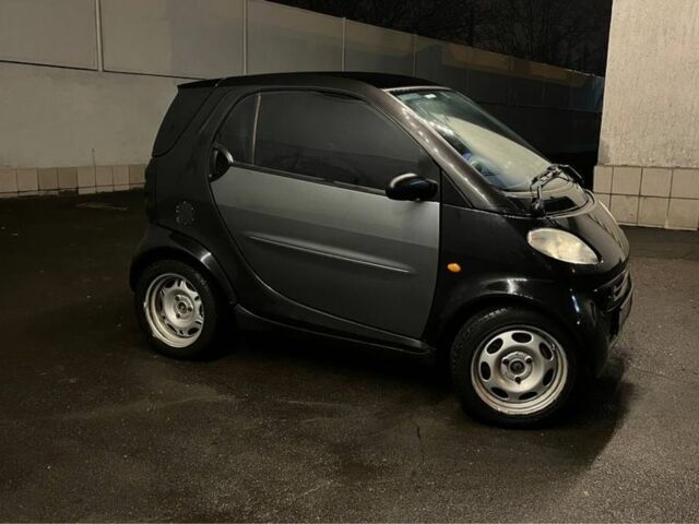 Сірий Смарт Fortwo, об'ємом двигуна 0.6 л та пробігом 260 тис. км за 3800 $, фото 3 на Automoto.ua