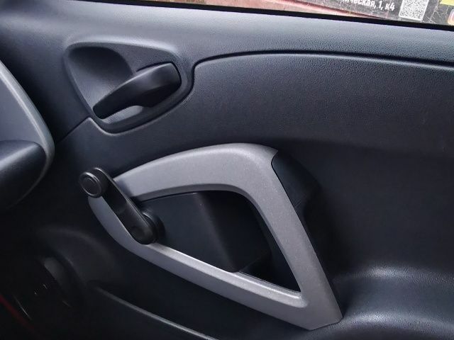 Сірий Смарт Fortwo, об'ємом двигуна 1 л та пробігом 115 тис. км за 4000 $, фото 8 на Automoto.ua