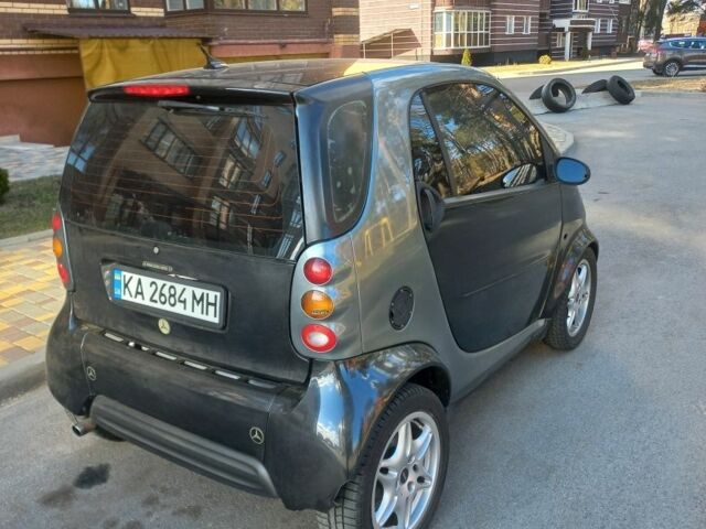 Сірий Смарт Fortwo, об'ємом двигуна 0 л та пробігом 163 тис. км за 2560 $, фото 3 на Automoto.ua