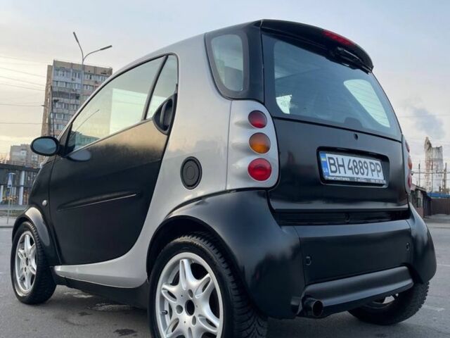 Сірий Смарт Fortwo, об'ємом двигуна 0.06 л та пробігом 160 тис. км за 2400 $, фото 4 на Automoto.ua