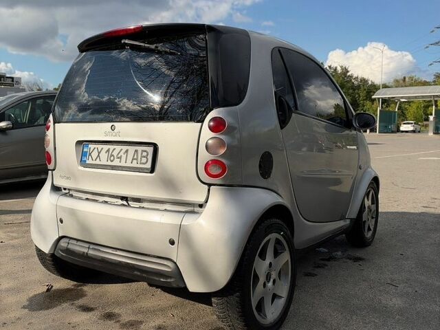 Сірий Смарт Fortwo, об'ємом двигуна 0.6 л та пробігом 247 тис. км за 2200 $, фото 5 на Automoto.ua