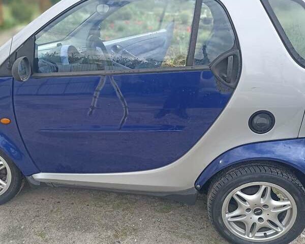 Сірий Смарт Fortwo, об'ємом двигуна 0 л та пробігом 236 тис. км за 3000 $, фото 4 на Automoto.ua