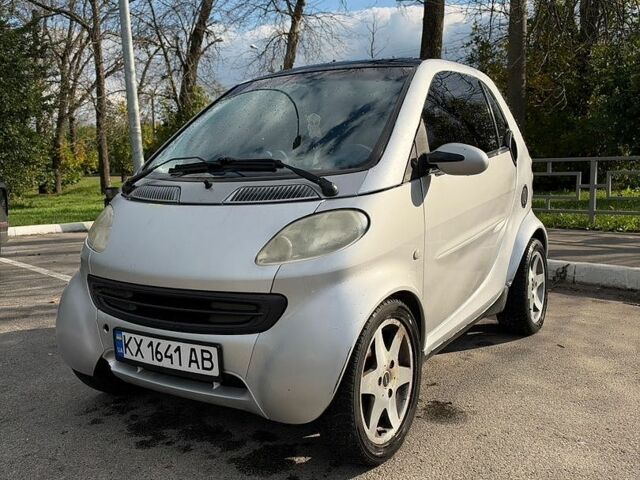 Сірий Смарт Fortwo, об'ємом двигуна 0.6 л та пробігом 247 тис. км за 2200 $, фото 1 на Automoto.ua