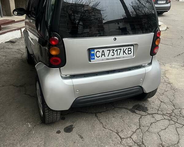 Сірий Смарт Fortwo, об'ємом двигуна 0.6 л та пробігом 172 тис. км за 2900 $, фото 4 на Automoto.ua