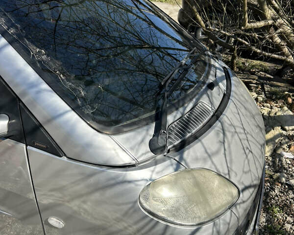 Сірий Смарт Fortwo, об'ємом двигуна 0.6 л та пробігом 135 тис. км за 3000 $, фото 2 на Automoto.ua