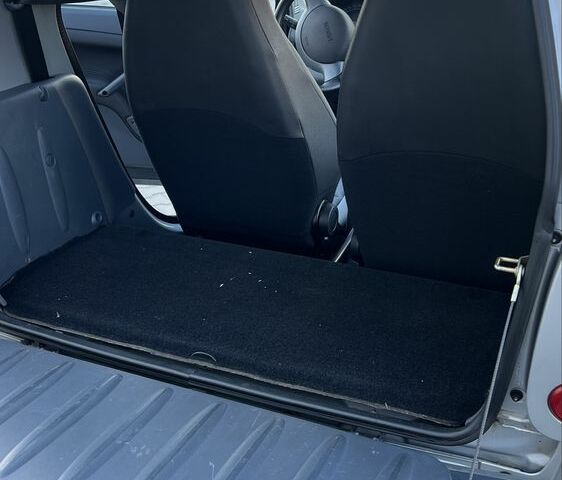 Серый Смарт Форту, объемом двигателя 0.6 л и пробегом 200 тыс. км за 2888 $, фото 4 на Automoto.ua