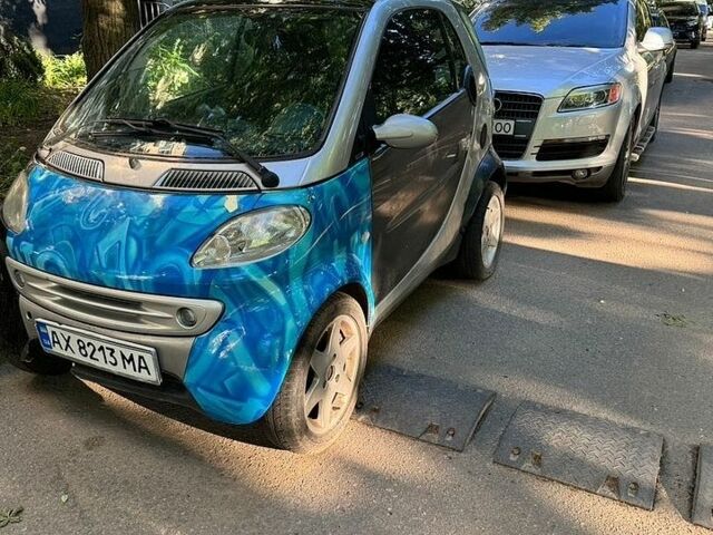 Сірий Смарт Fortwo, об'ємом двигуна 0.6 л та пробігом 182 тис. км за 2200 $, фото 5 на Automoto.ua