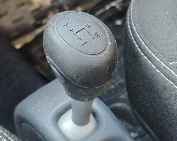 Серый Смарт Форту, объемом двигателя 0.6 л и пробегом 158 тыс. км за 2350 $, фото 10 на Automoto.ua