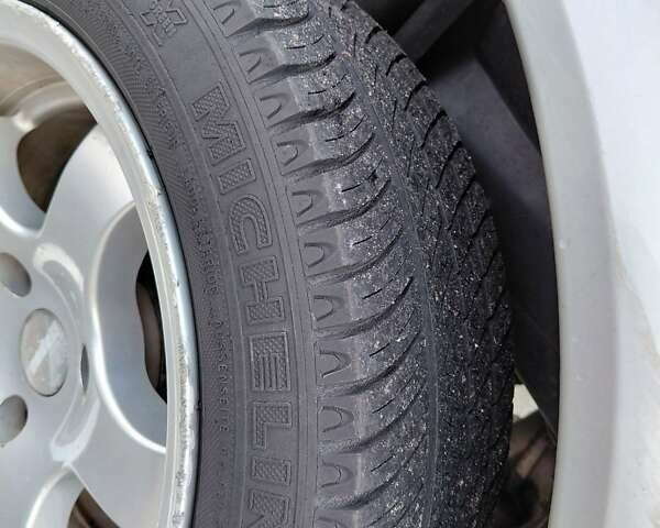 Сірий Смарт Fortwo, об'ємом двигуна 0.6 л та пробігом 149 тис. км за 3600 $, фото 3 на Automoto.ua