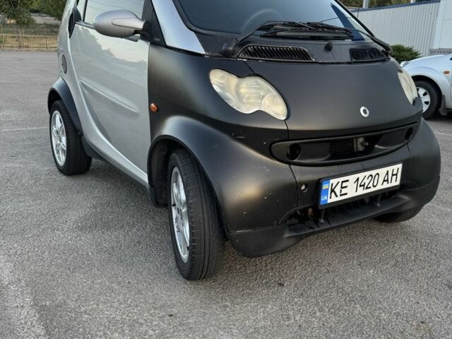 Сірий Смарт Fortwo, об'ємом двигуна 0.6 л та пробігом 350 тис. км за 3100 $, фото 1 на Automoto.ua