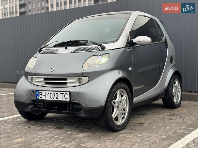 Сірий Смарт Fortwo, об'ємом двигуна 0.7 л та пробігом 214 тис. км за 2999 $, фото 2 на Automoto.ua