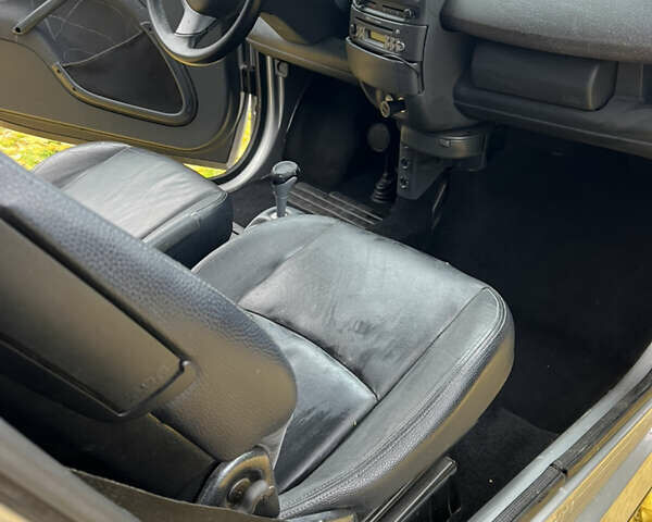 Сірий Смарт Fortwo, об'ємом двигуна 0.7 л та пробігом 192 тис. км за 3500 $, фото 11 на Automoto.ua