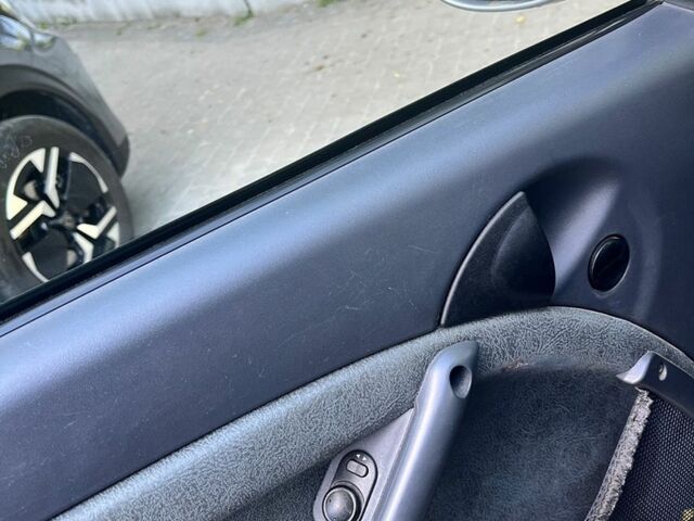 Сірий Смарт Fortwo, об'ємом двигуна 0.7 л та пробігом 160 тис. км за 3333 $, фото 7 на Automoto.ua