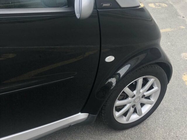 Сірий Смарт Fortwo, об'ємом двигуна 0.7 л та пробігом 238 тис. км за 3300 $, фото 2 на Automoto.ua