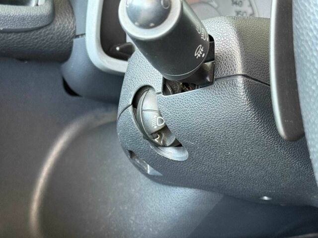 Сірий Смарт Fortwo, об'ємом двигуна 1 л та пробігом 125 тис. км за 5940 $, фото 17 на Automoto.ua