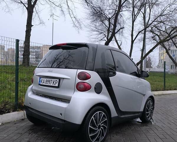 Сірий Смарт Fortwo, об'ємом двигуна 1 л та пробігом 170 тис. км за 4899 $, фото 1 на Automoto.ua