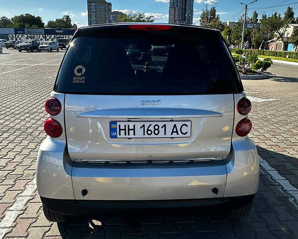 Сірий Смарт Fortwo, об'ємом двигуна 1 л та пробігом 160 тис. км за 5200 $, фото 3 на Automoto.ua