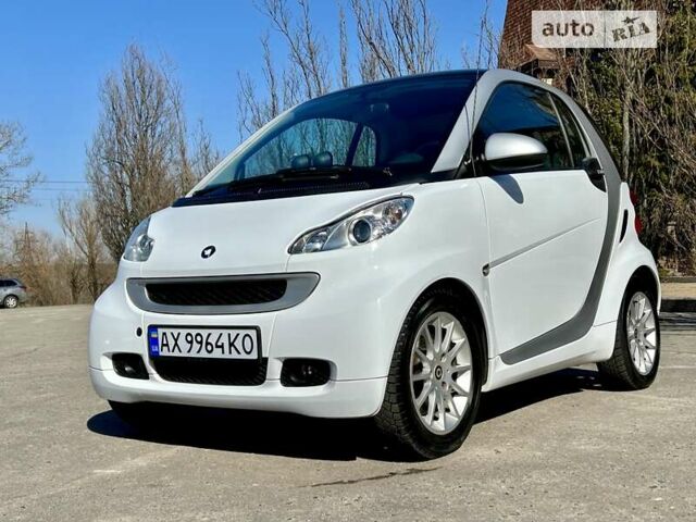 Сірий Смарт Fortwo, об'ємом двигуна 0 л та пробігом 178 тис. км за 5400 $, фото 5 на Automoto.ua