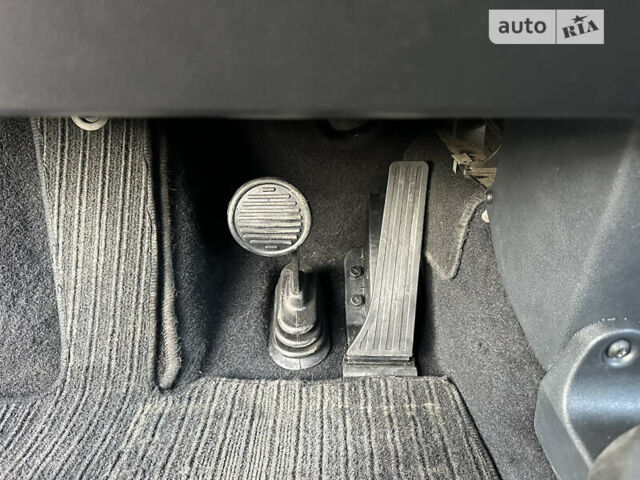 Серый Смарт Форту, объемом двигателя 1 л и пробегом 170 тыс. км за 5600 $, фото 20 на Automoto.ua