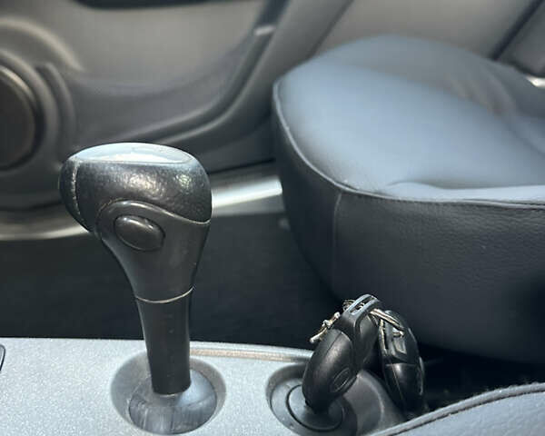 Серый Смарт Форту, объемом двигателя 1 л и пробегом 170 тыс. км за 5600 $, фото 16 на Automoto.ua