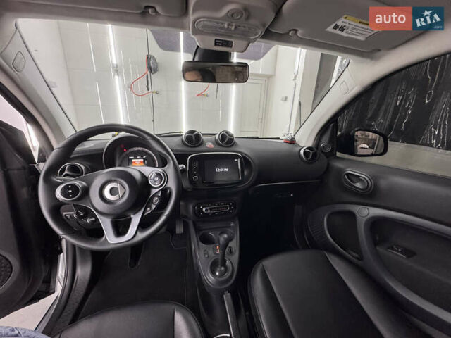 Сірий Смарт Fortwo, об'ємом двигуна 1 л та пробігом 98 тис. км за 15000 $, фото 14 на Automoto.ua