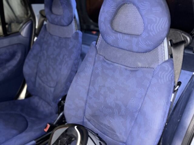 Синий Смарт Форту, объемом двигателя 0.6 л и пробегом 175 тыс. км за 2200 $, фото 6 на Automoto.ua