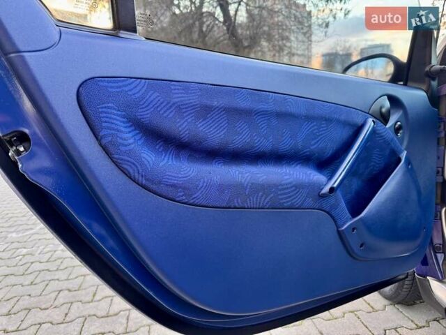 Синій Смарт Fortwo, об'ємом двигуна 0.6 л та пробігом 198 тис. км за 2600 $, фото 36 на Automoto.ua