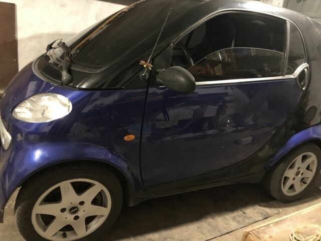 Синій Смарт Fortwo, об'ємом двигуна 0.6 л та пробігом 168 тис. км за 2700 $, фото 1 на Automoto.ua