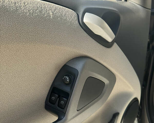 Синий Смарт Форту, объемом двигателя 0 л и пробегом 45 тыс. км за 6000 $, фото 9 на Automoto.ua