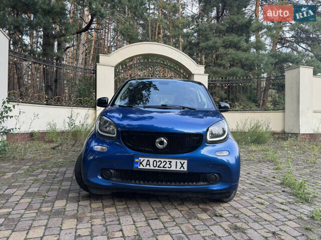Синий Смарт Форту, объемом двигателя 1 л и пробегом 128 тыс. км за 9300 $, фото 1 на Automoto.ua