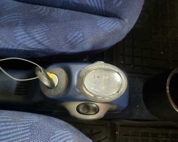 Зелений Смарт Fortwo, об'ємом двигуна 0.6 л та пробігом 250 тис. км за 3800 $, фото 18 на Automoto.ua