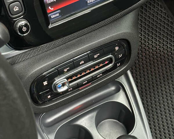 Зеленый Смарт Форту, объемом двигателя 0 л и пробегом 92 тыс. км за 11400 $, фото 21 на Automoto.ua