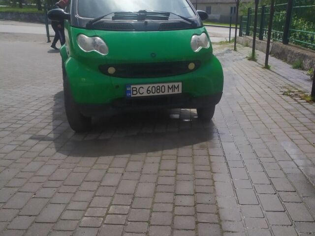 Зелений Смарт Fortwo, об'ємом двигуна 0.7 л та пробігом 190 тис. км за 2299 $, фото 2 на Automoto.ua