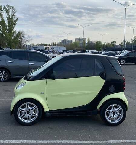 Зелений Смарт Fortwo, об'ємом двигуна 0.7 л та пробігом 161 тис. км за 3550 $, фото 2 на Automoto.ua