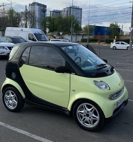 Зелений Смарт Fortwo, об'ємом двигуна 0.7 л та пробігом 161 тис. км за 3550 $, фото 3 на Automoto.ua