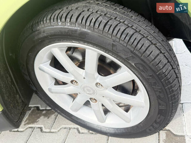 Смарт Форту 2011 в Киеве на Automoto.ua Зеленый Смарт Форту, объемом двигателя 0.8 л и пробегом 128 тыс. км за 5300 $, фото 36 на Automoto.ua