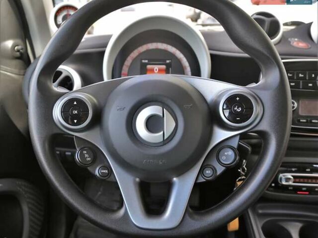 Зелений Смарт Fortwo, об'ємом двигуна 0 л та пробігом 110 тис. км за 7800 $, фото 8 на Automoto.ua