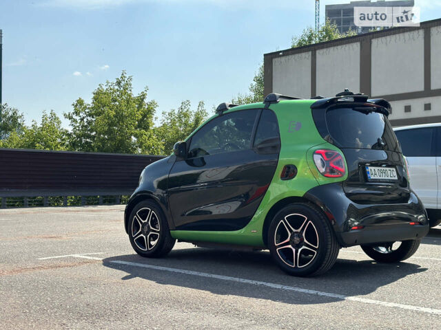 Зелений Смарт Fortwo, об'ємом двигуна 0 л та пробігом 39 тис. км за 13500 $, фото 3 на Automoto.ua