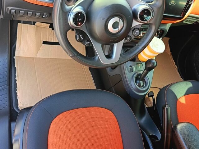 Помаранчевий Смарт Fortwo, об'ємом двигуна 0.9 л та пробігом 45 тис. км за 11850 $, фото 11 на Automoto.ua
