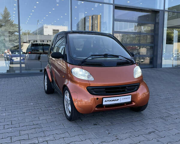 Помаранчевий Смарт Fortwo, об'ємом двигуна 0.6 л та пробігом 202 тис. км за 3200 $, фото 1 на Automoto.ua