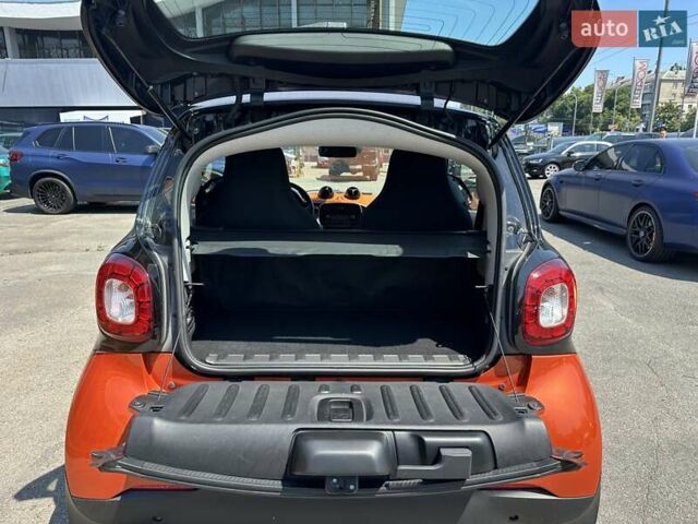 Помаранчевий Смарт Fortwo, об'ємом двигуна 0.9 л та пробігом 83 тис. км за 10300 $, фото 12 на Automoto.ua
